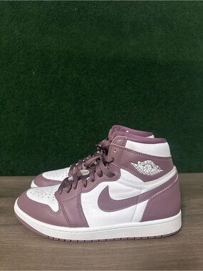 Jordan 1 Retro High ‘Mauve’ Size 9.5